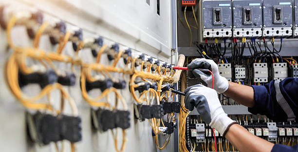 Professional Electrician technician working in Winneconne, WI